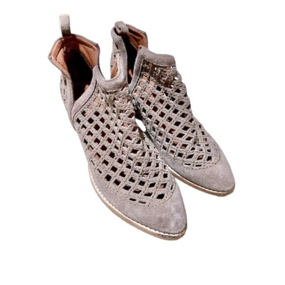 Jeffrey Campbell Taggart Pointed Western Booties Size 7.5 - Picture 1 of 7
